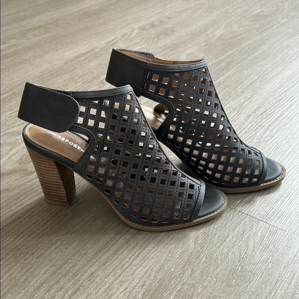 Report Gray Heels with Perforated Design